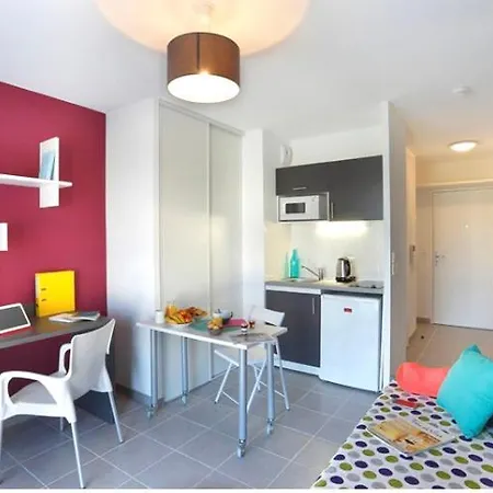 Apartment Au Coeur De Montpellier